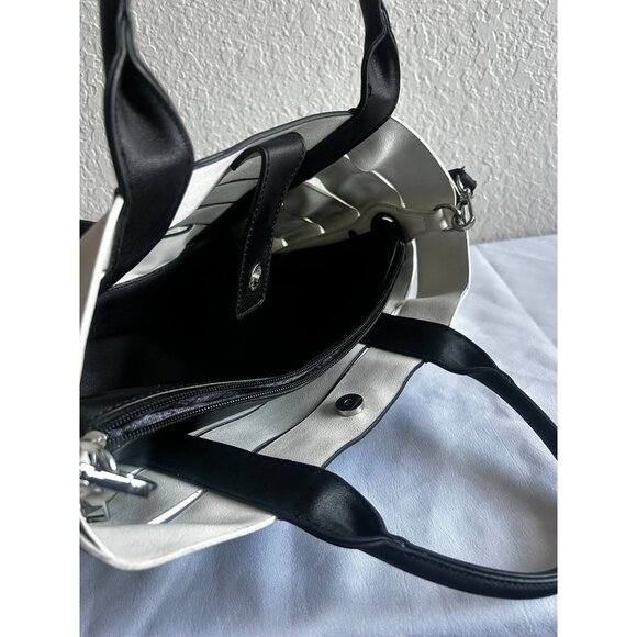 Urban Expressions Shiloh Tote Vegan Leather White and Black Women - Picture 5 of 12